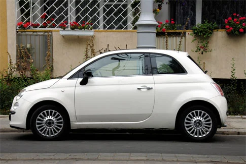 fiat 500 weißer Fiat 500 – Beispiel für Gebrauchtwagenankauf Seligenstadt